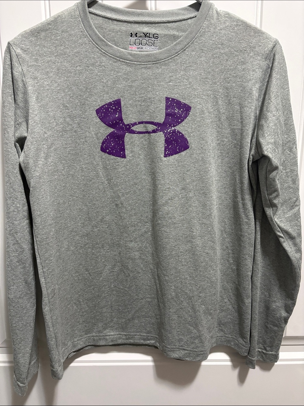 Under Armour Girls Large YLG Gray HeatGear Long Sleeve Shirt Purple Logo